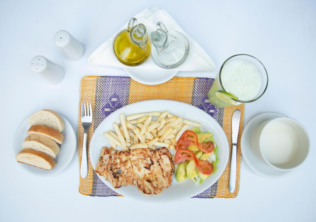 Hotel Bahía Cartagena Ngoại thất bức ảnh